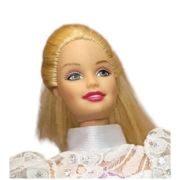 Trio of 2001 Palm Beach Barbies W/Swim Suits, PJ's, Shoes & Wedding Dresses - Picture 4 of 16